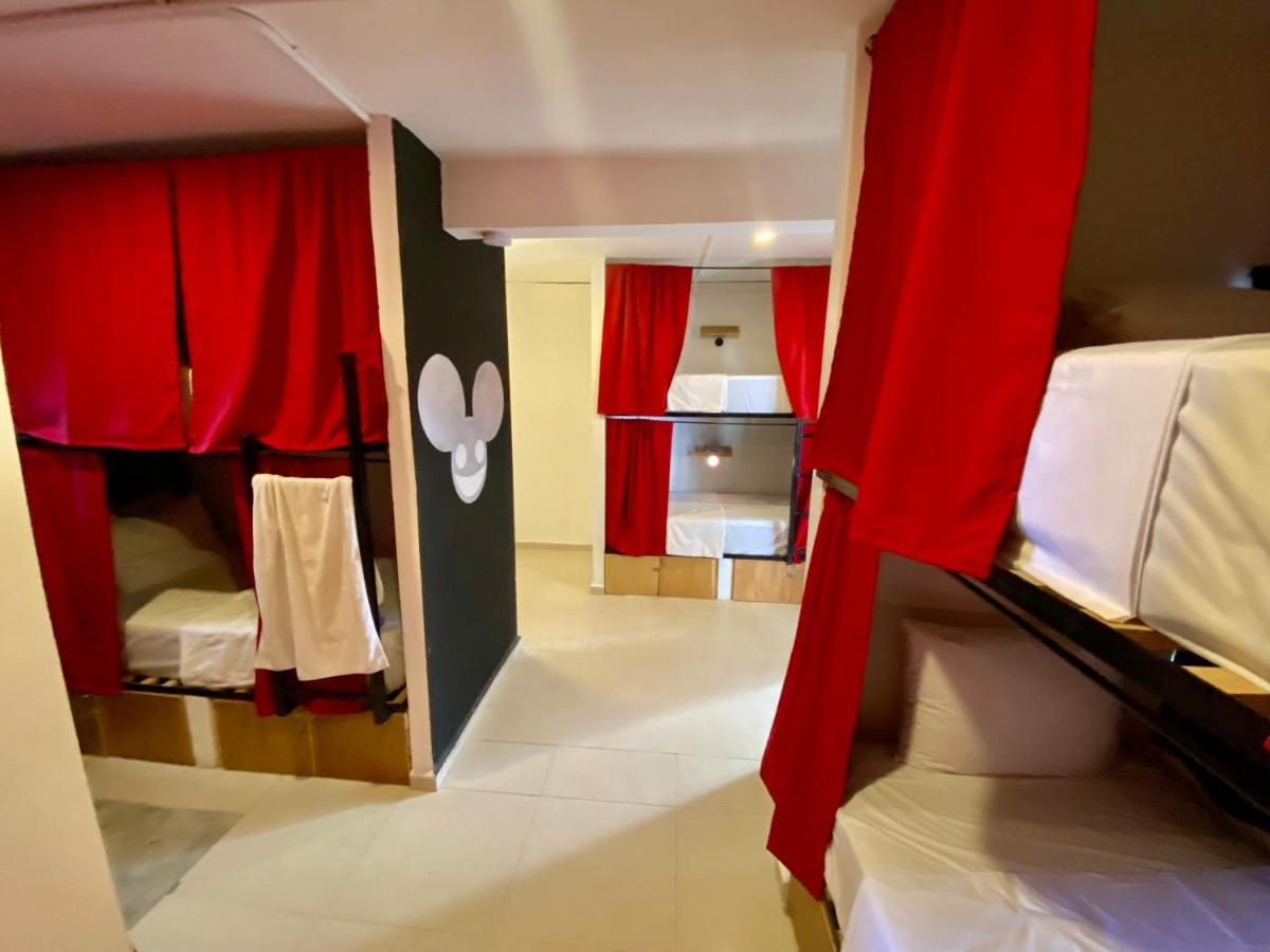 Why Not Rooftop Party Hostel Playa del Carmen Exterior foto